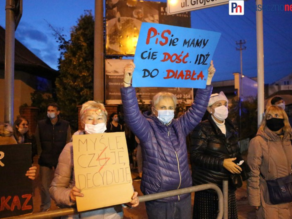 Rewolucja jest kobietą! Takiego protestu jak w Górze Kalwarii jeszcze nie było