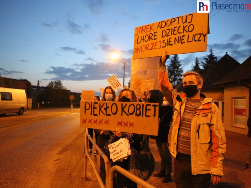 Rewolucja jest kobietą! Takiego protestu jak w Górze Kalwarii jeszcze nie było
