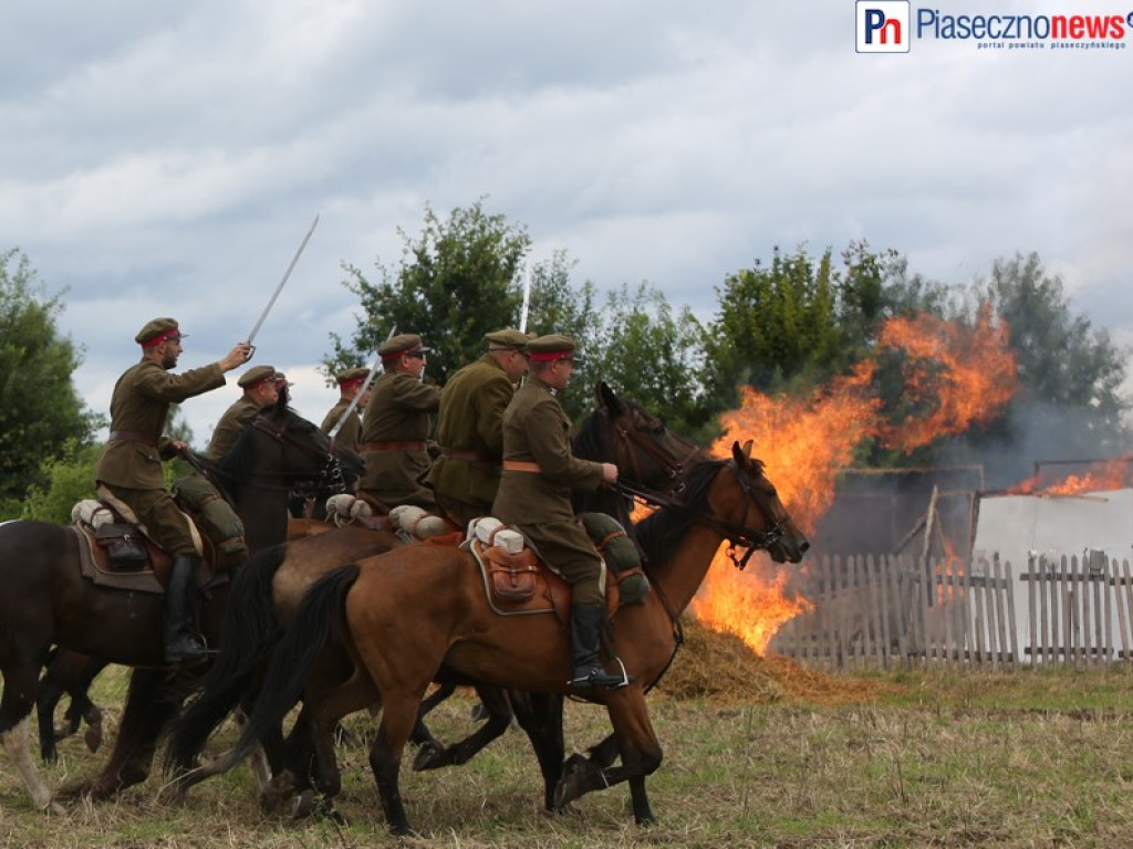 Strzały, wybuchy i szczęk oręża! Bolszewicy przegrali w Prażmowie