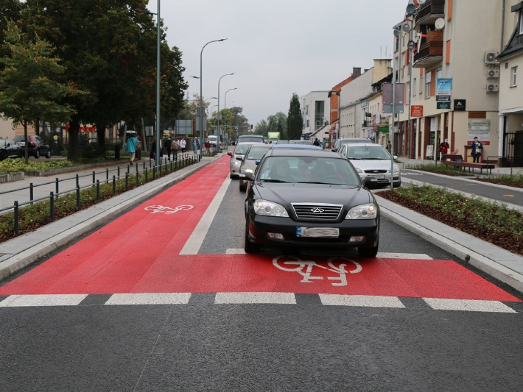 Kontrpas, śluza i sierżanty rowerowe - udogodnienia dla rowerzystów w Piasecznie