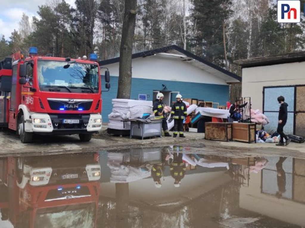 Potężny pożar w Krępie! 12 zastępów straży pożarnej w akcji