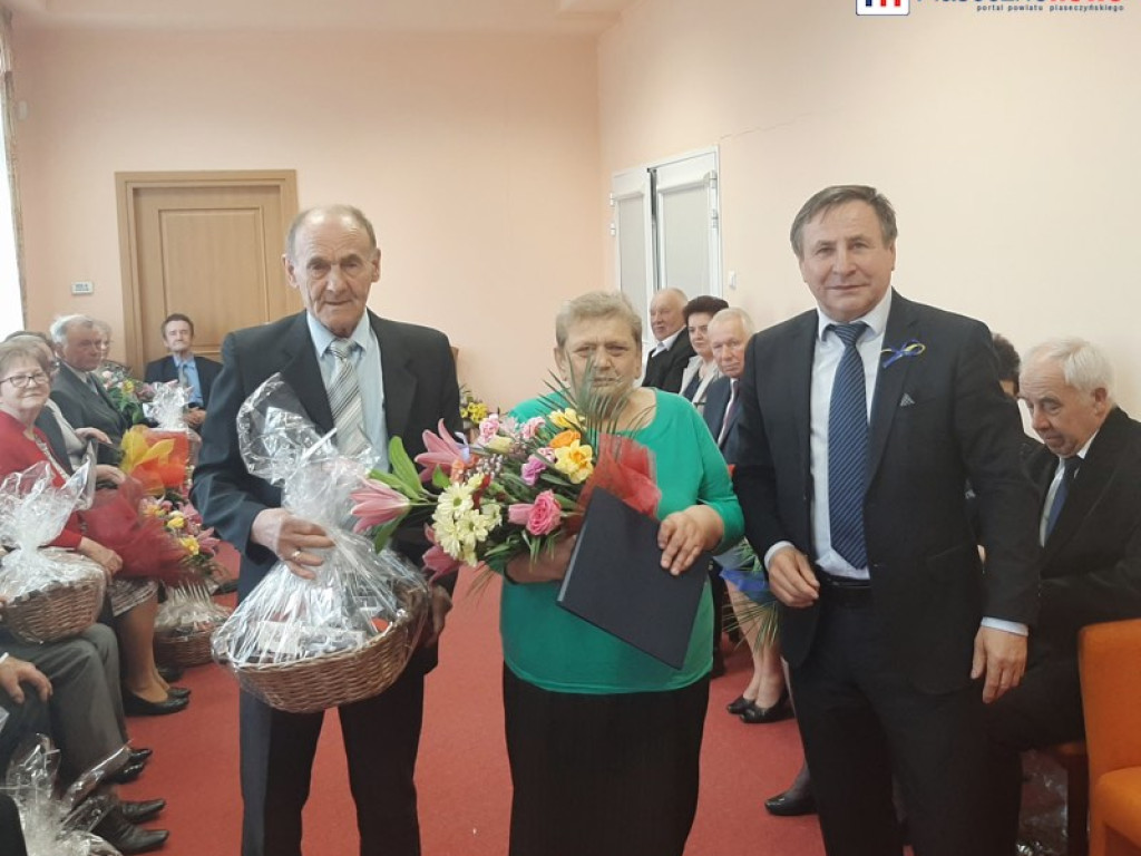Wójt pogratulował małżeństwom z 50-letnim stażem