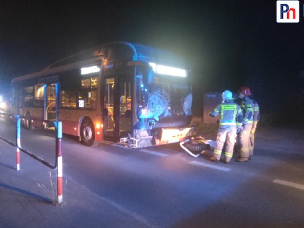 Zderzenie motocyklisty z autobusem zakończyło się tragedią
