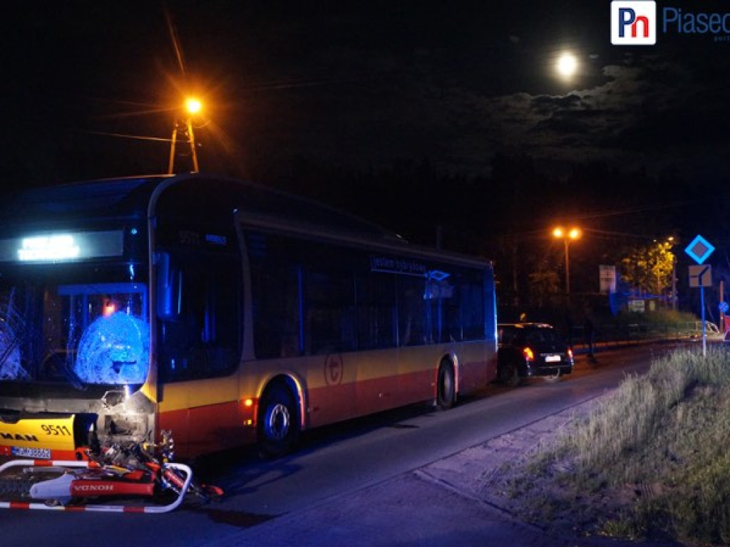 Zderzenie motocyklisty z autobusem zakończyło się tragedią