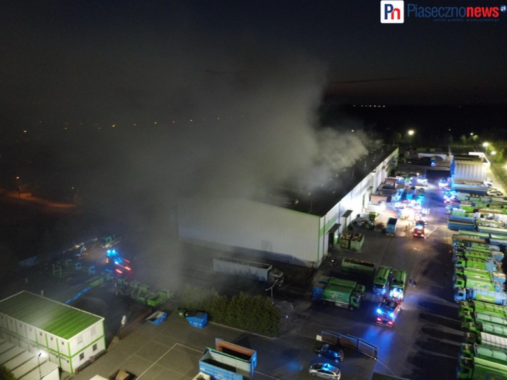 Pożar hali w Wólce Kosowskiej