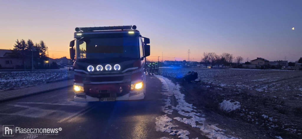 Auto przewozów osób dachowało