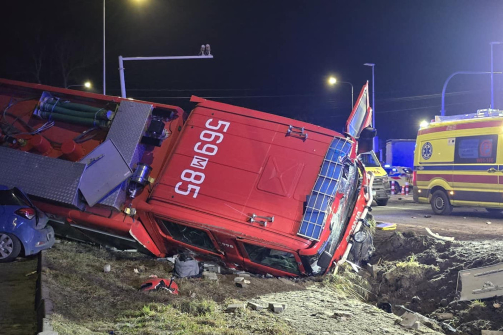 Śmiertelne zderzenie z wozem stażackim