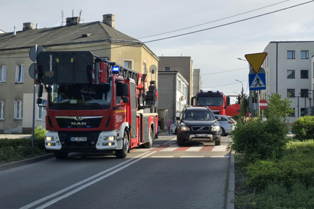 Alarm w Urzędzie Pracy. Straż pożarna na miejscu