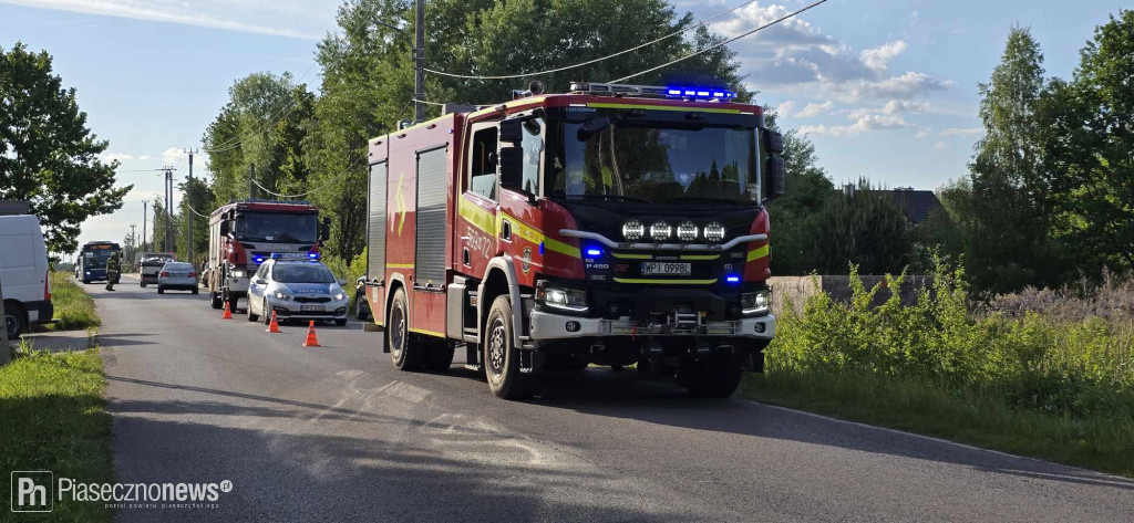 Mężczyzna jadący z dwójką dzieci zjechał do rowu