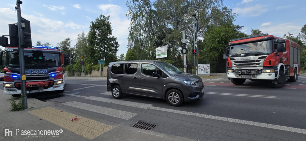 Kolizja z udziałem 3 aut. Sprawczyni odjechała