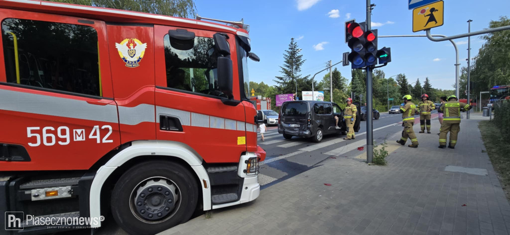 Kolizja z udziałem 3 aut. Sprawczyni odjechała