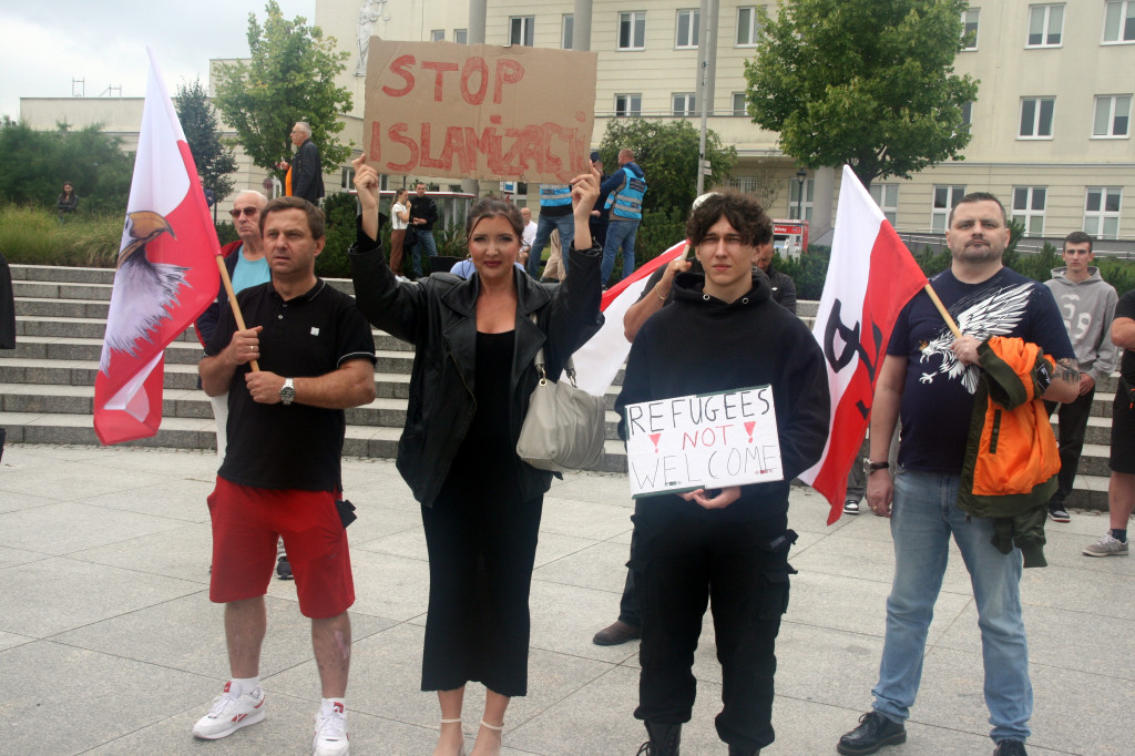Pikieta przeciw imigracji