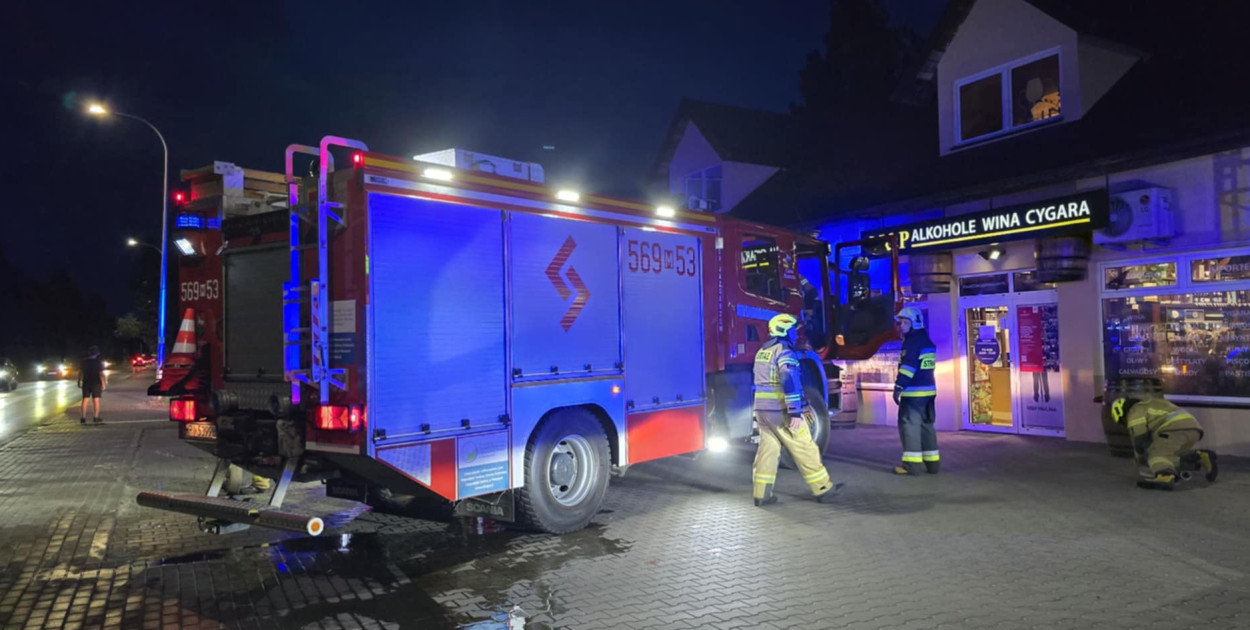 Dym na zapleczu! Pożar nie zdążył się rozwinąć