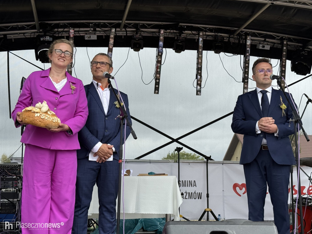 Dożynki Gminne w Prażmowie wciąż trwają