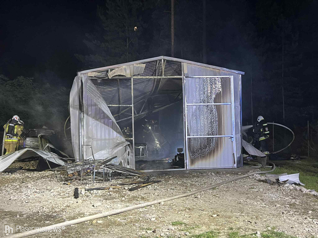 Pożar wybuchł w garażu