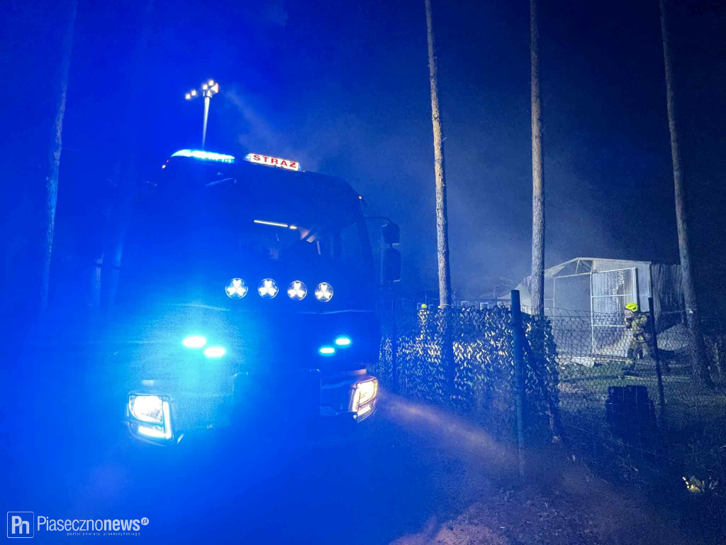Pożar wybuchł w garażu