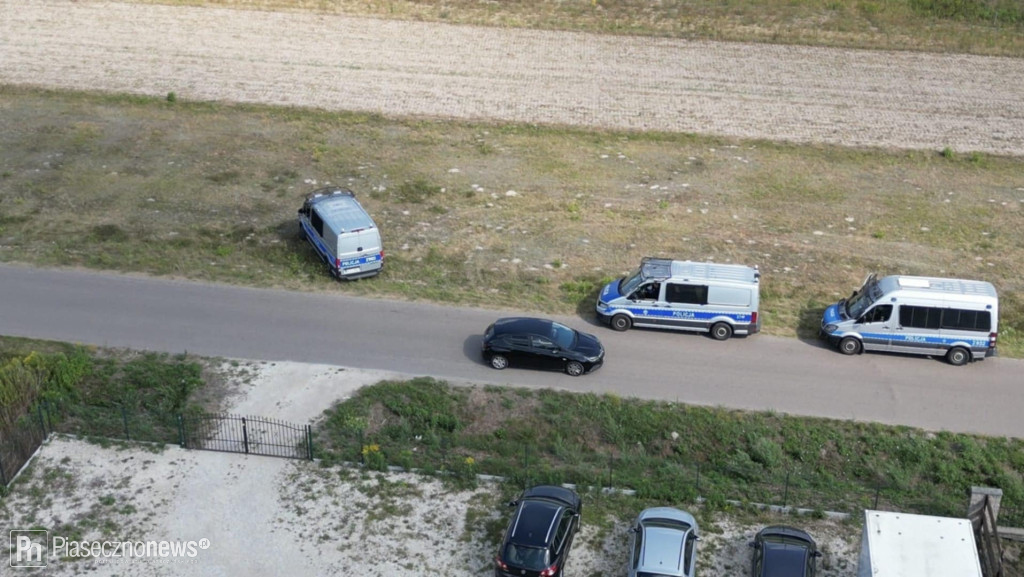 Rosyjski dron miał spaść pod Prażmowem