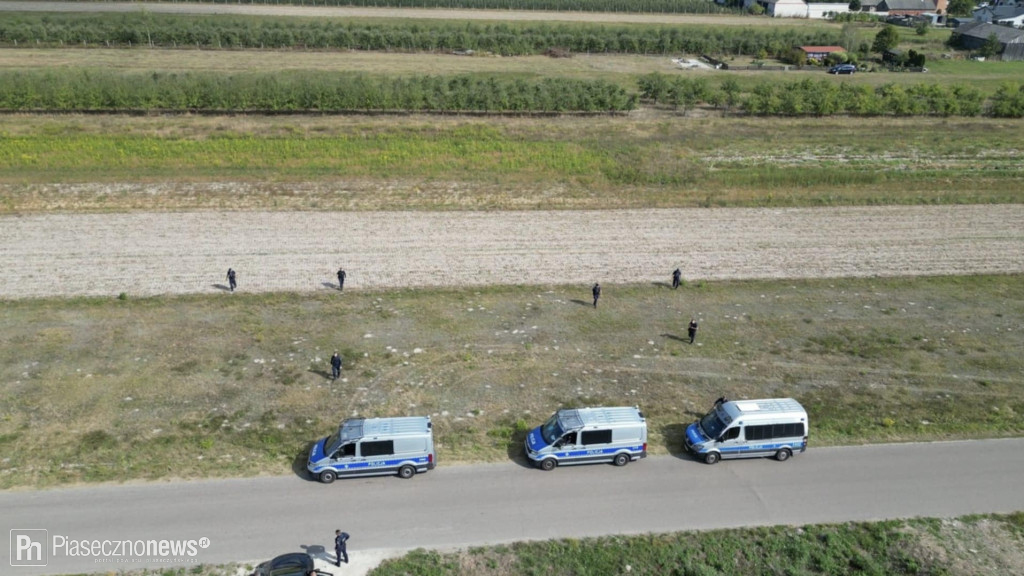 Rosyjski dron miał spaść pod Prażmowem