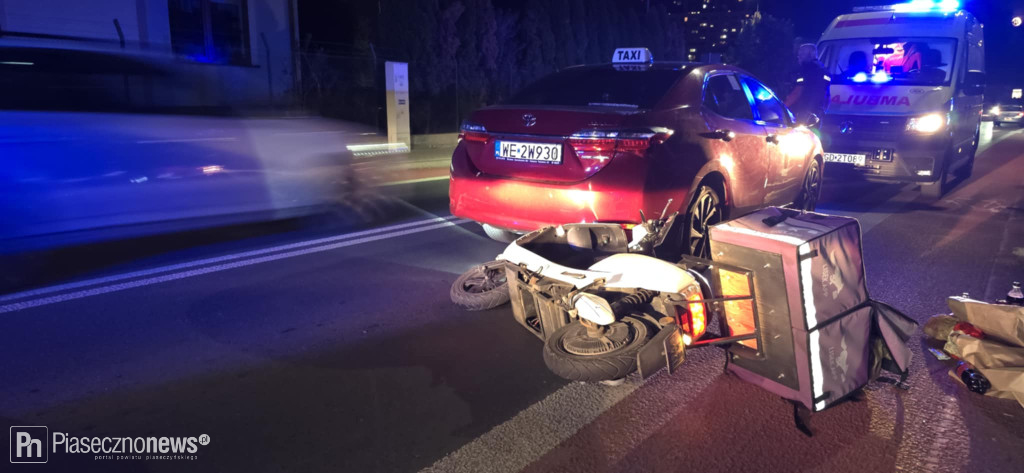 Skuter wjechał w tył taksówki