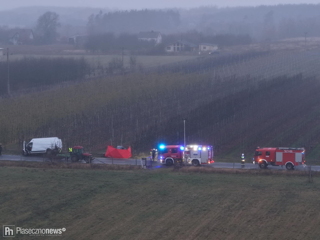 Próbował wyprzedzić traktor. Zginął na miejscu