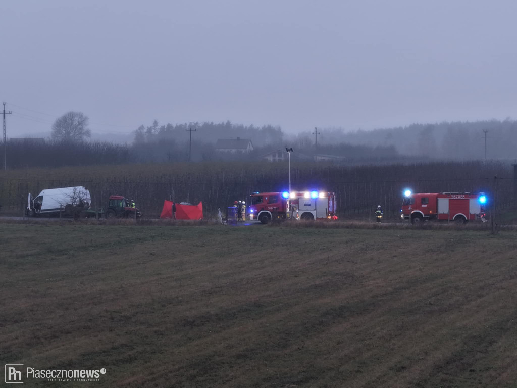 Próbował wyprzedzić traktor. Zginął na miejscu