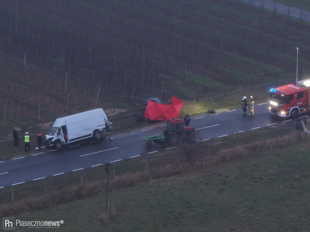 Próbował wyprzedzić traktor. Zginął na miejscu