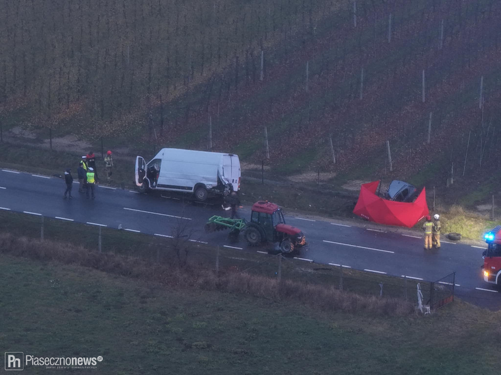 Próbował wyprzedzić traktor. Zginął na miejscu