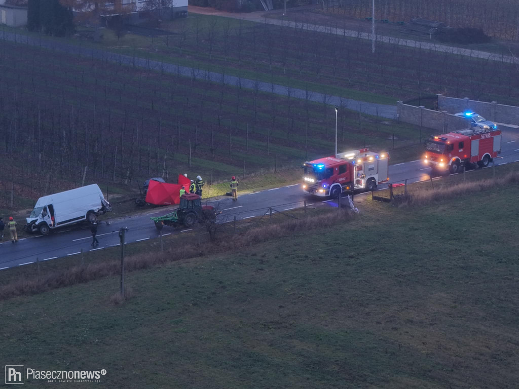Próbował wyprzedzić traktor. Zginął na miejscu