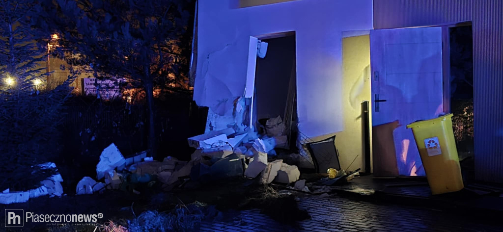 Elektrykiem wjechała w dom