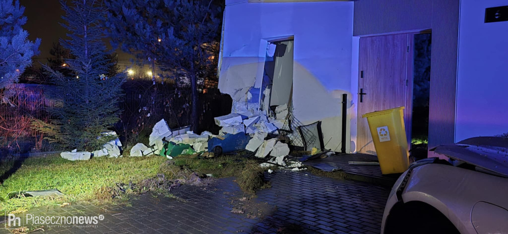 Elektrykiem wjechała w dom