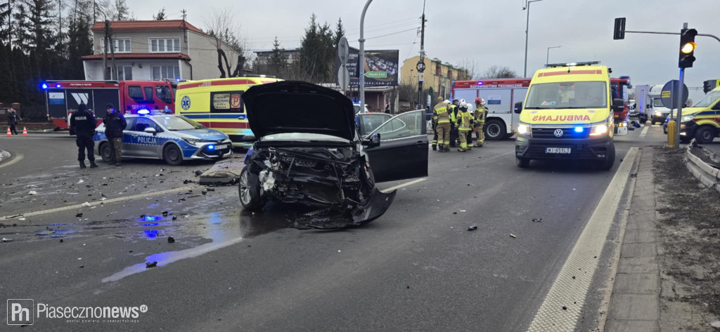 Wypadek! 4 osoby trafiły do szpitala