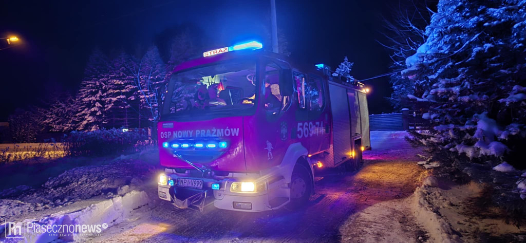 Podczas odśnieżania uszkodził ścianę budynku