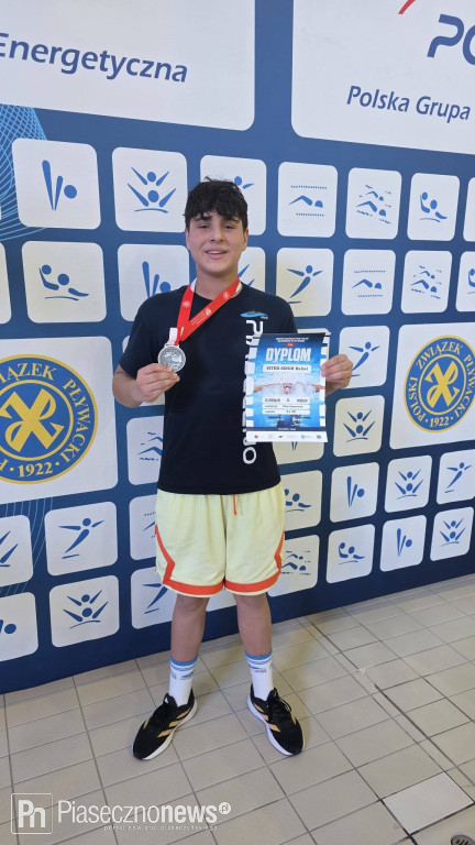 Sześć medali piaseczyńskich pływaków