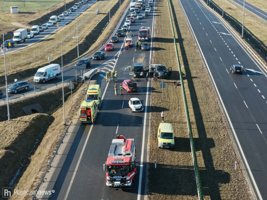 Karambol na S7. Droga zamknięta