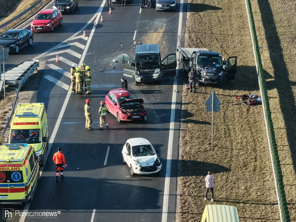 Karambol na S7. Droga zamknięta