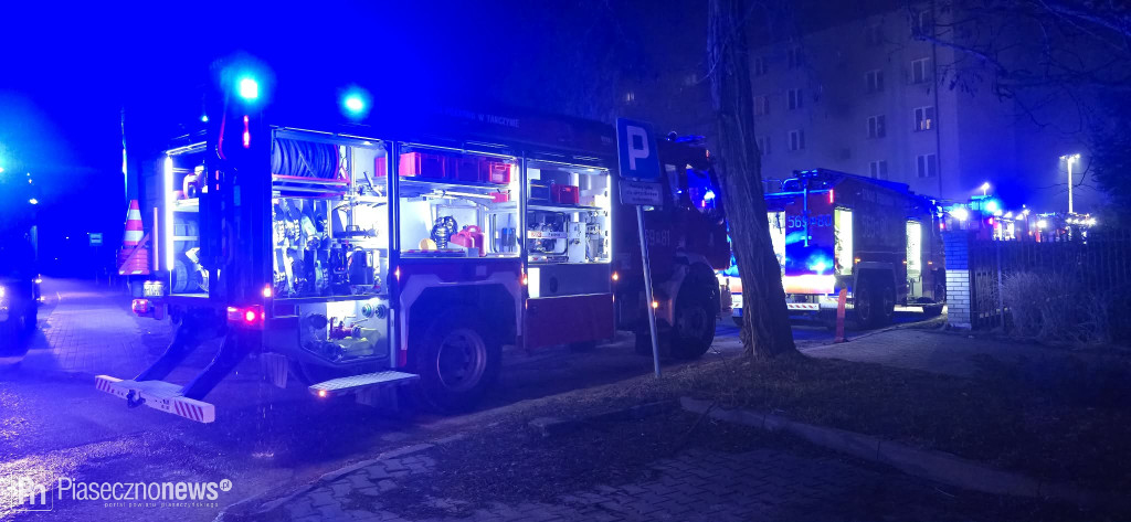 Pożar w bloku. Ewakuowano mieszkańców