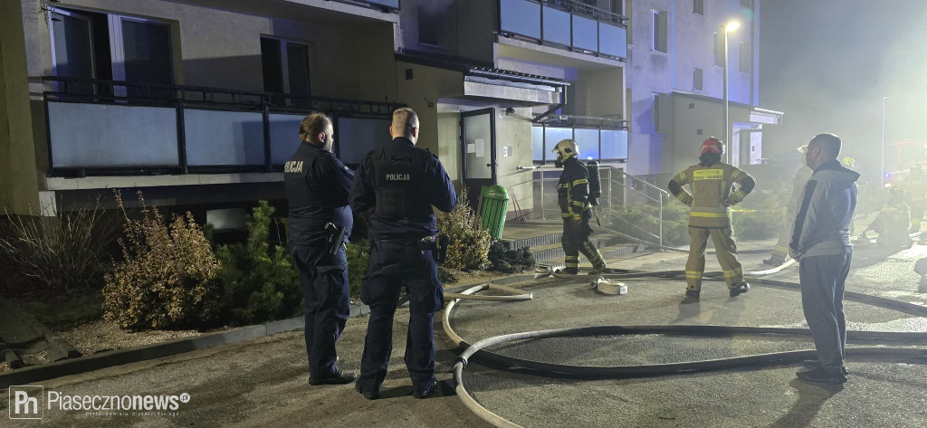 Pożar w bloku. Ewakuowano mieszkańców