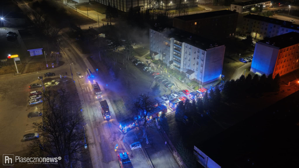 Pożar w bloku. Ewakuowano mieszkańców