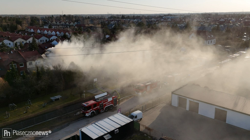 Pożar na osiedlu w Nowej Iwicznej