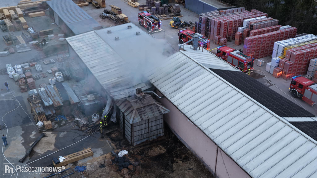 10 zastępów straży w akcji! Pożar w Siedliskach