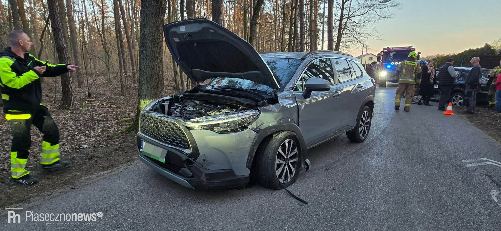 Zderzenie dwóch aut