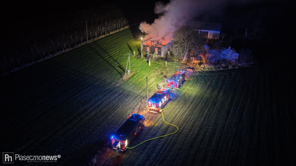 Pożar, walczyło 10 jednostek straży