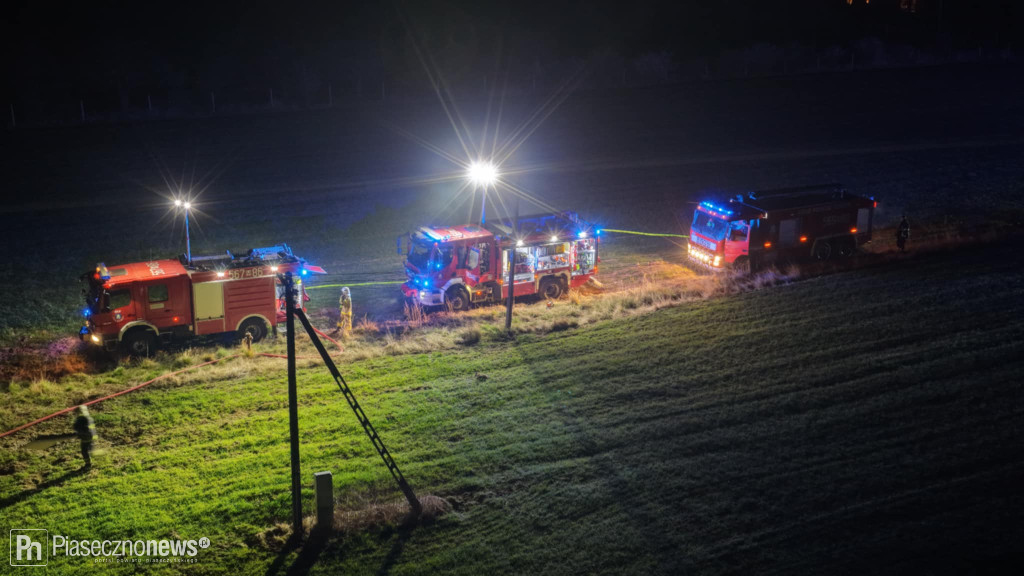 Pożar, walczyło 10 jednostek straży
