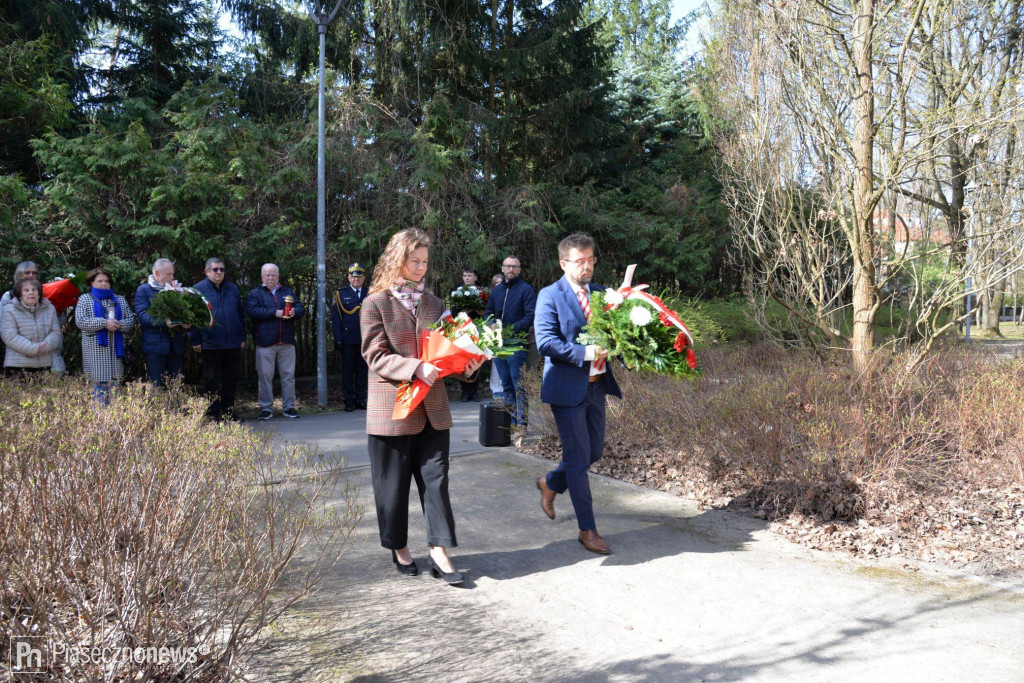 Pamiętali o ofiarach Katynia