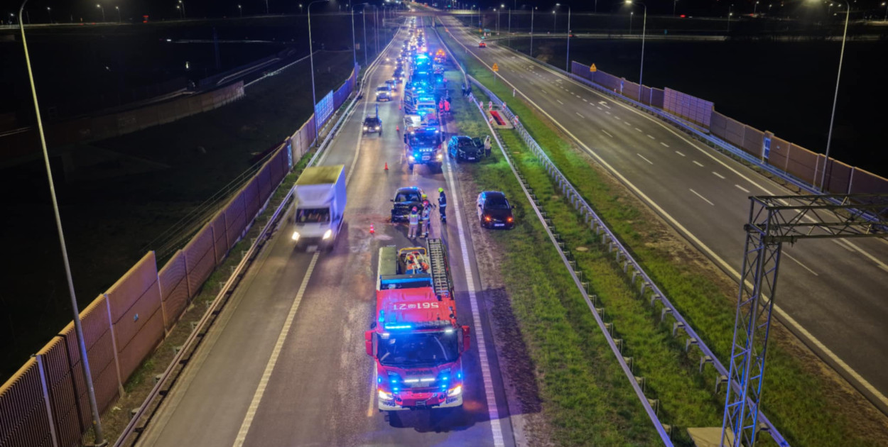 Wypadek na S7 za węzłem. Utrudnienia