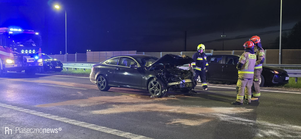 Wypadek na S7 za węzłem. Utrudnienia