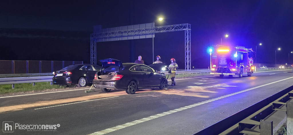 Wypadek na S7 za węzłem. Utrudnienia