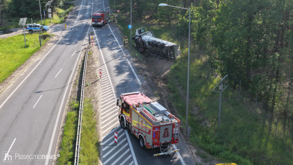 Przewrócona ciężarówka