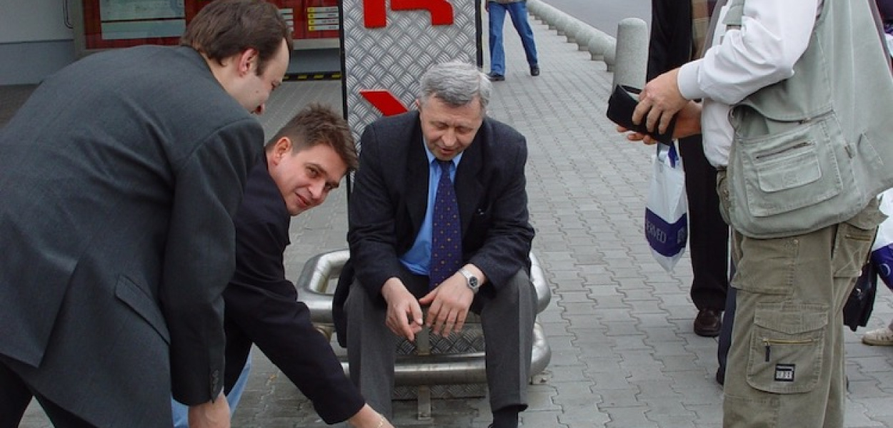 ROK 2003: Piaseczyńscy radni na wycieczce w Factory Ursus