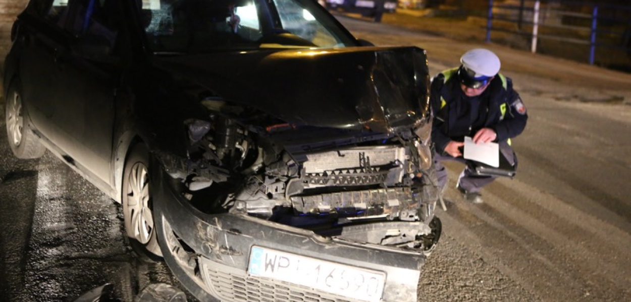 Wypadek przy Kołobrzeskiej. Ruch wahadłowy na ul. Pułaskiego